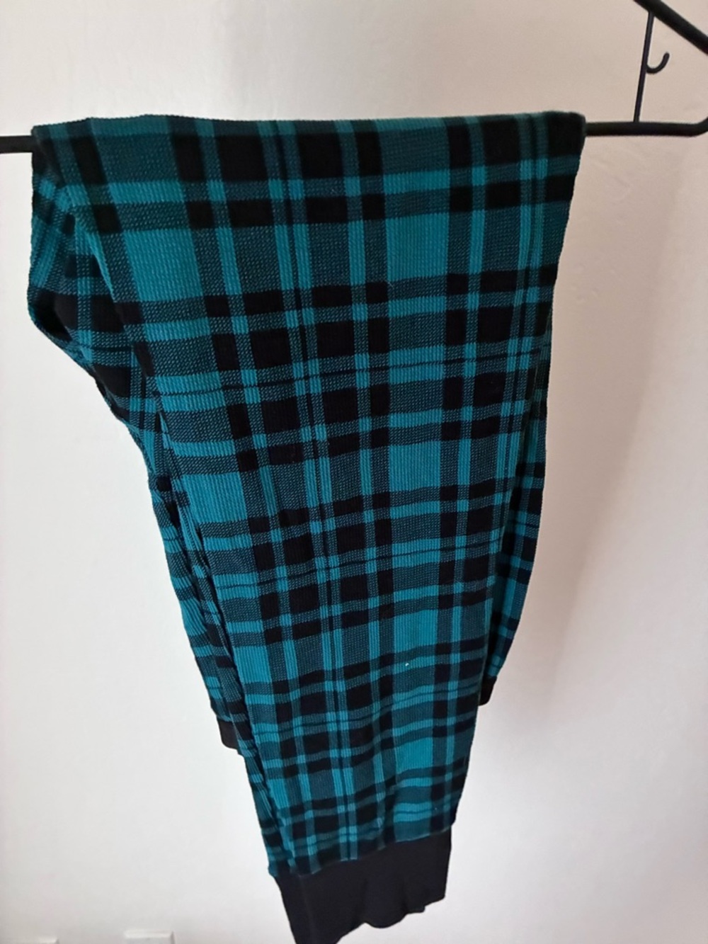Victoria's Secret Teal and Black Plaid Lounge Set - Picture 8 of 8